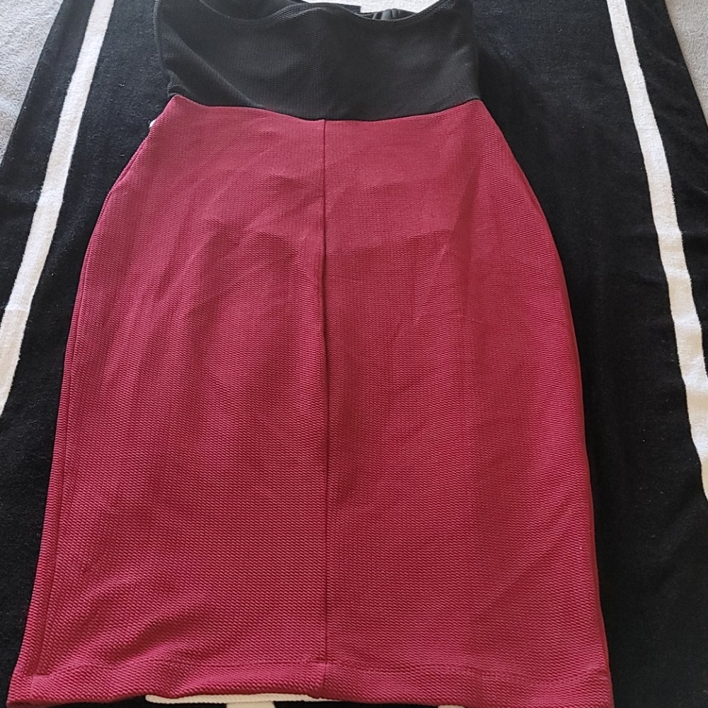 Dress - Picture 4 of 4